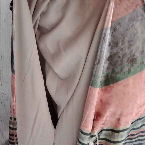 Origami by Vivien GORGEOUS Boho Velvet Velour Striped Open-Front Kimono Topper - Picture 6 of 8